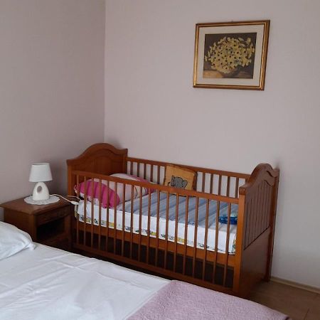 Family Apartment Tonko With King'S Bed Matulji Exterior foto