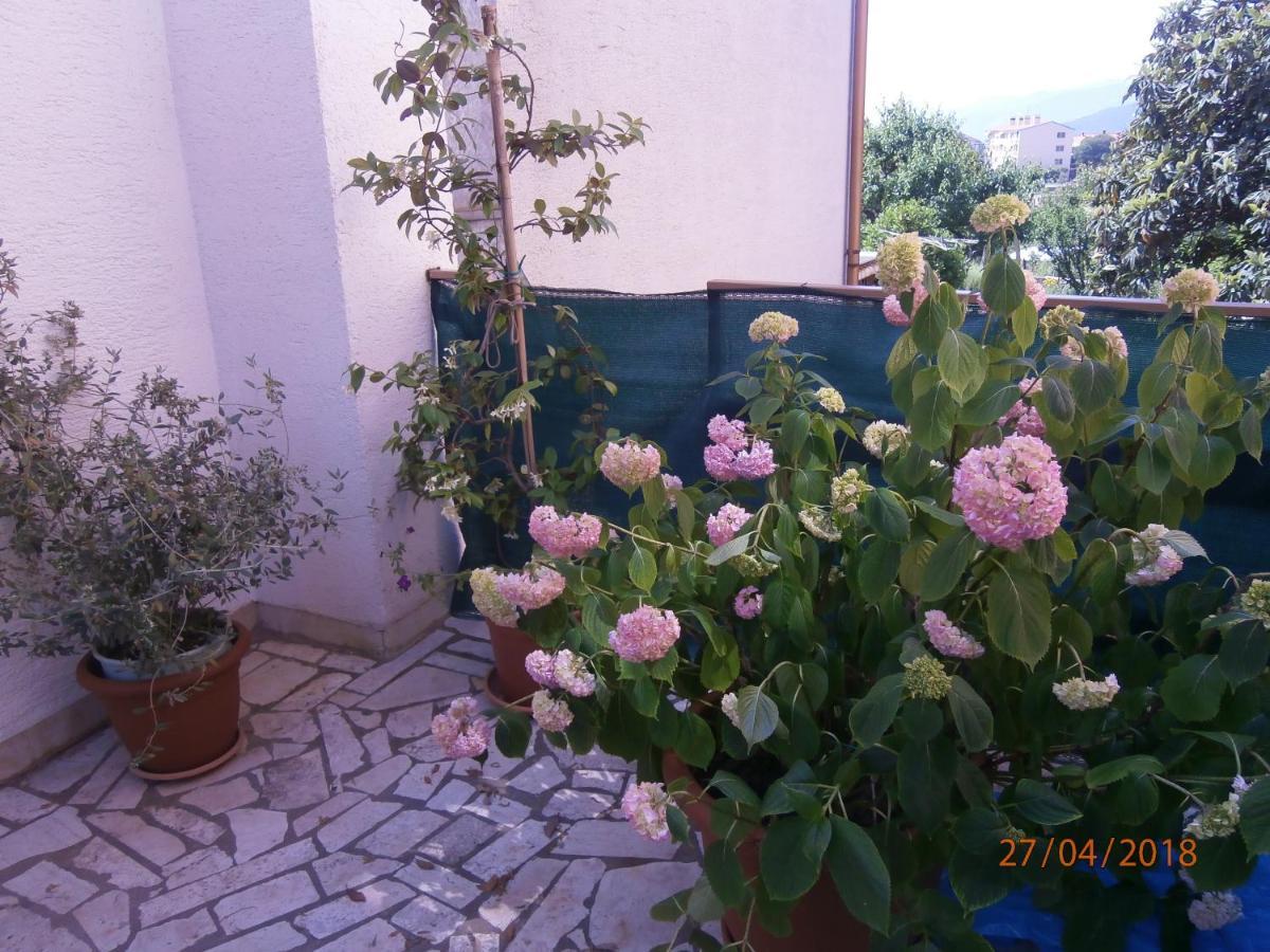 Family Apartment Tonko With King'S Bed Matulji Exterior foto