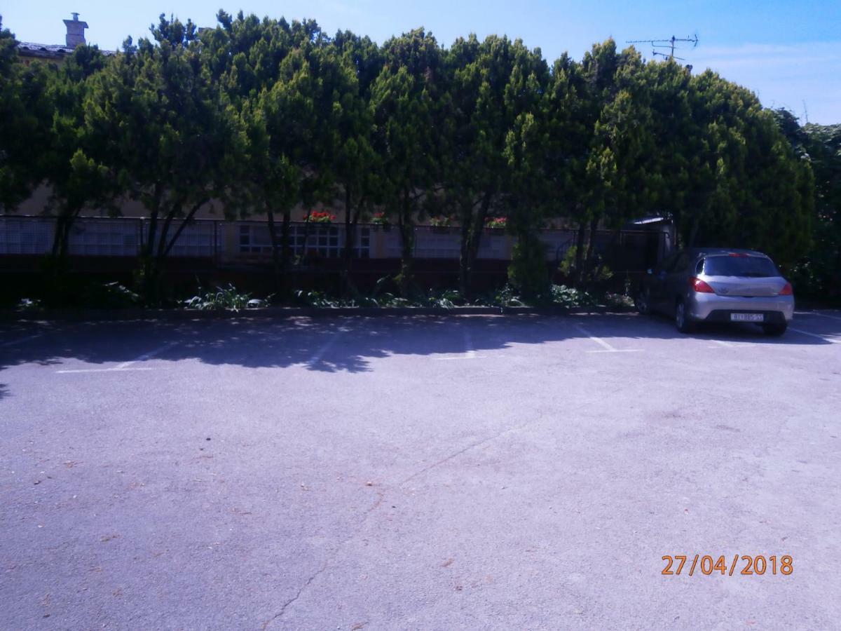Family Apartment Tonko With King'S Bed Matulji Exterior foto